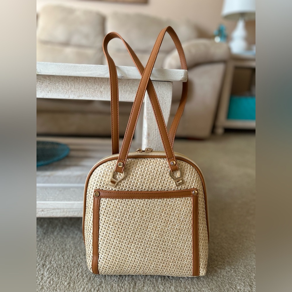 Miztique Daisy Bamboo Straw Convertible Backpack in excellent condition.